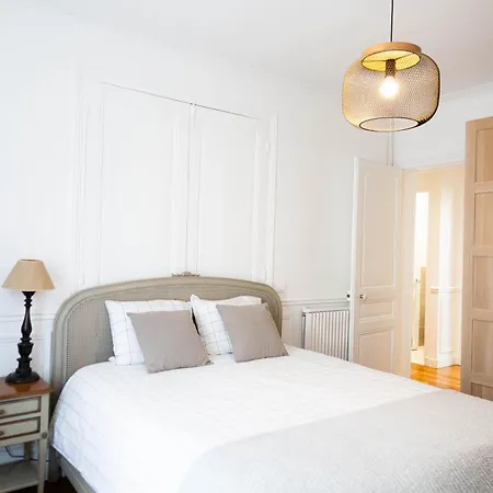 Berbere Les Bains Apartment Enghien-les-Bains